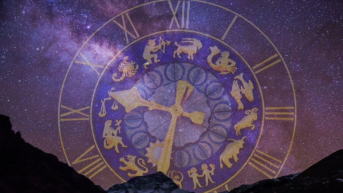西洋占星術でみる 太陽星座別 年 7月の運勢 ウラスピナビ